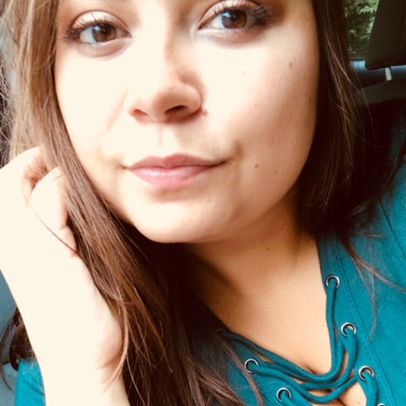 Meet your Posher, Abby - Picture 4 of 4